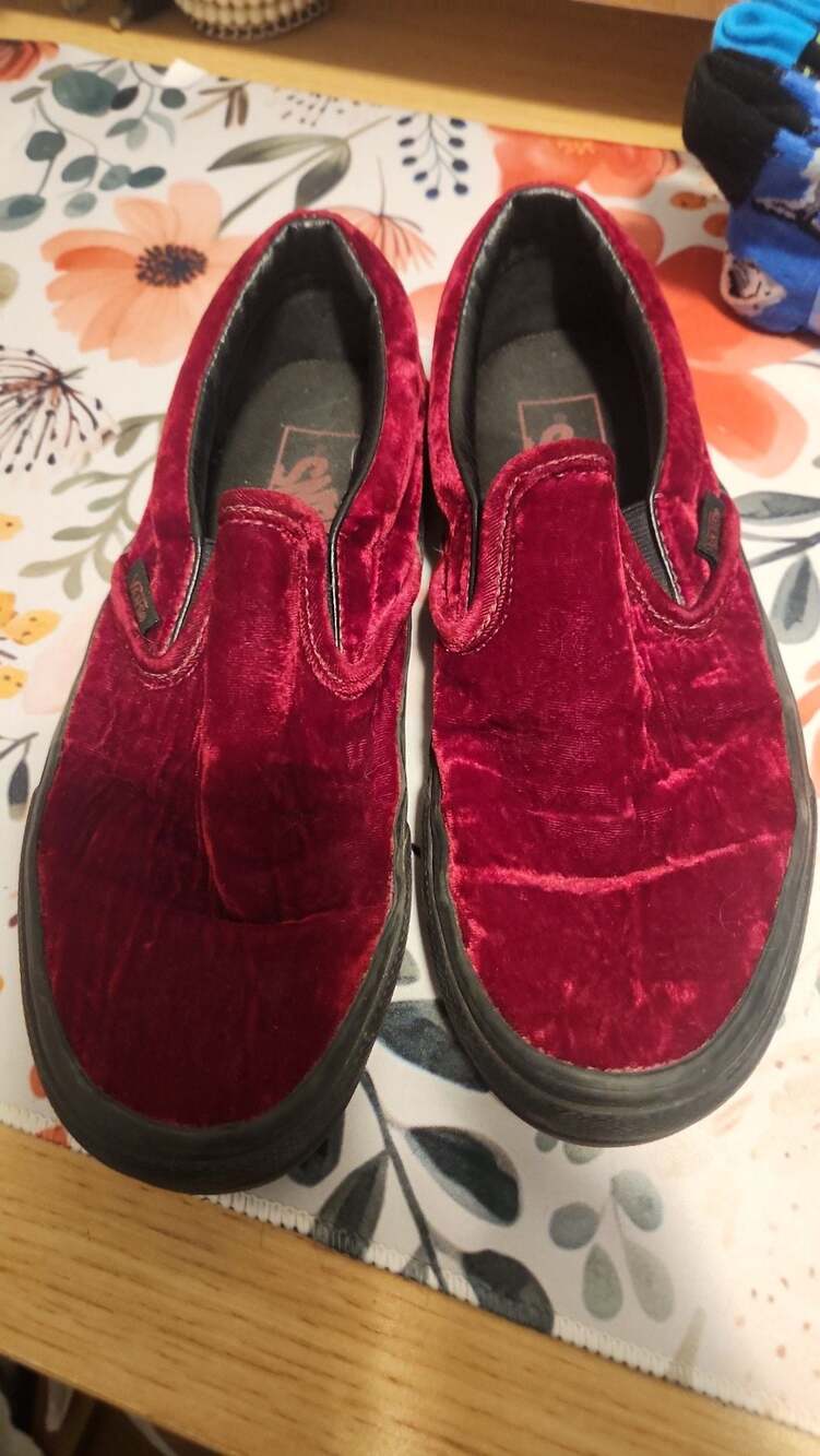 Vans Classic Slip-On Velvet Oxblood Black Shoes